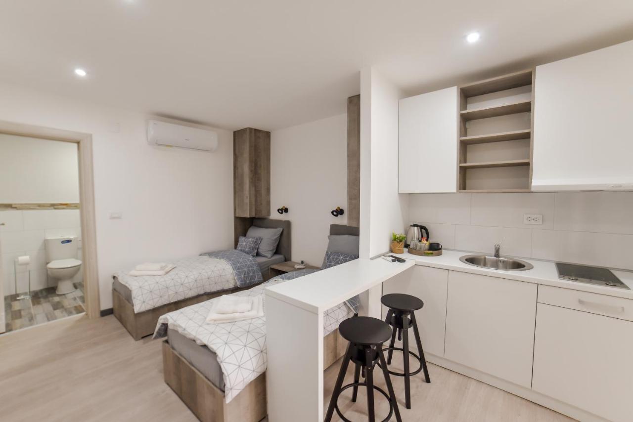 Apartmani Statik Sd Semêndria Exterior foto